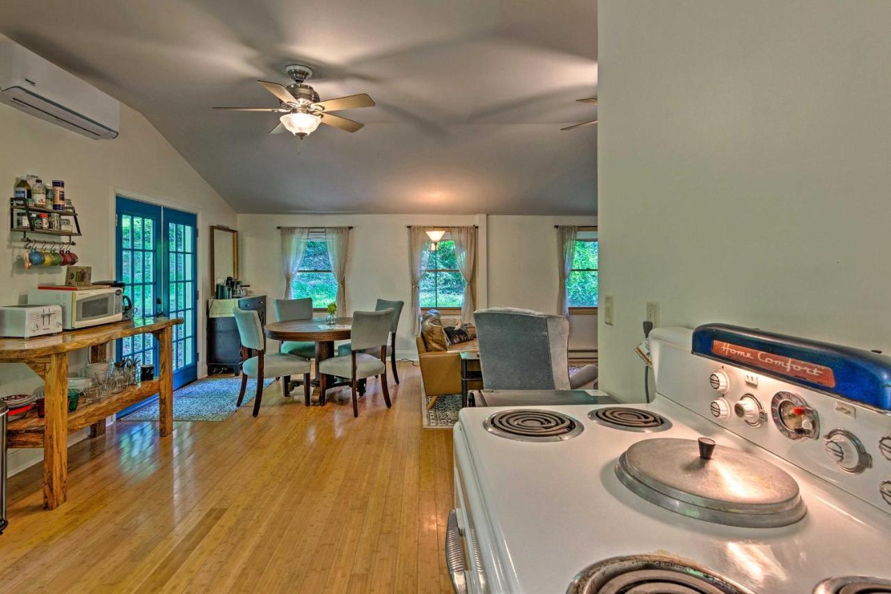 Вилла Cozy And Charming Asheville Cabin 5 Mi To Downtown! Экстерьер фото