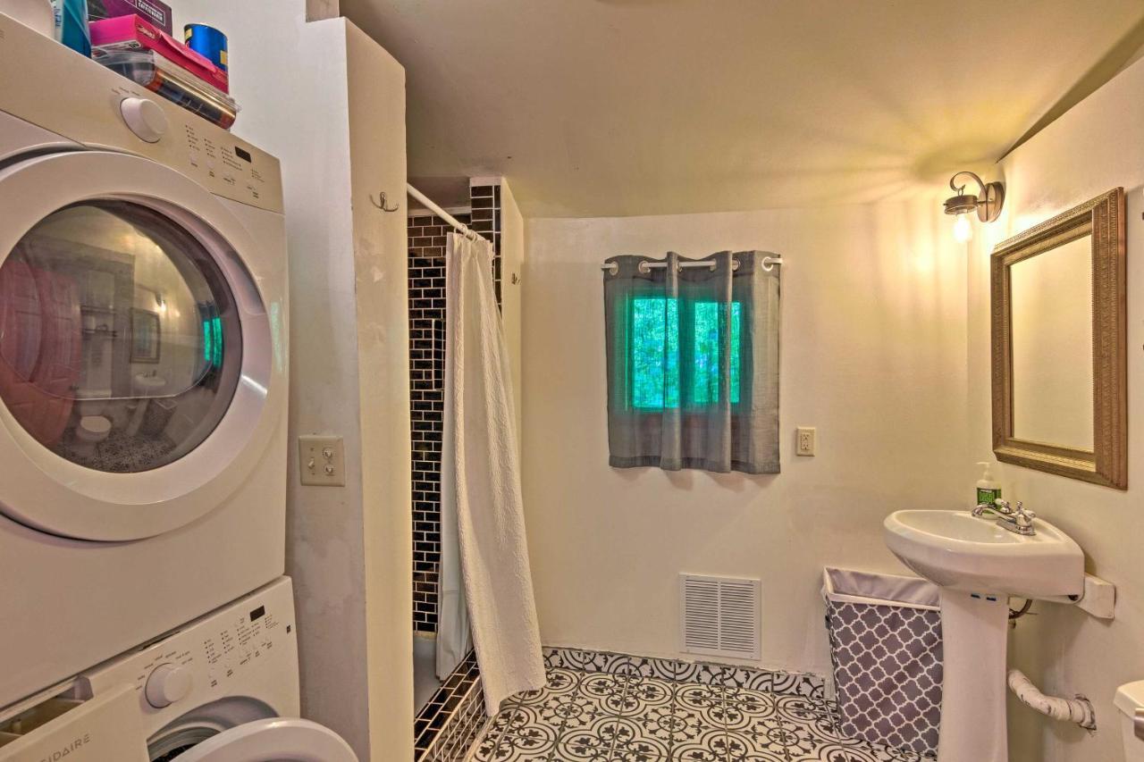 Вилла Cozy And Charming Asheville Cabin 5 Mi To Downtown! Экстерьер фото